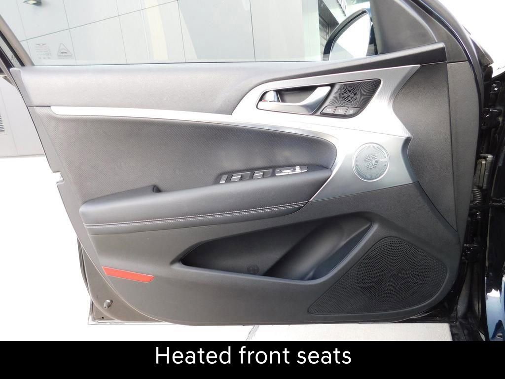 Used 2026 Genesis G70 2.5T Prestige image 13