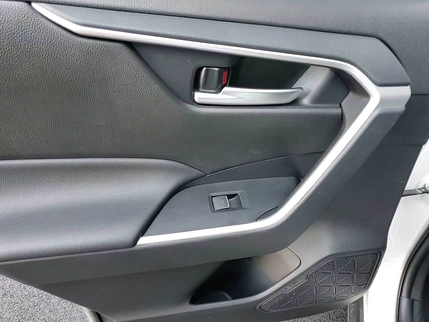 Certified 2024 Toyota RAV4 XLE image 15