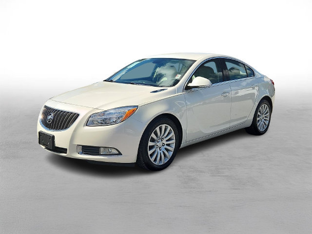 Used 2012 Buick Regal Leather FWD image 3