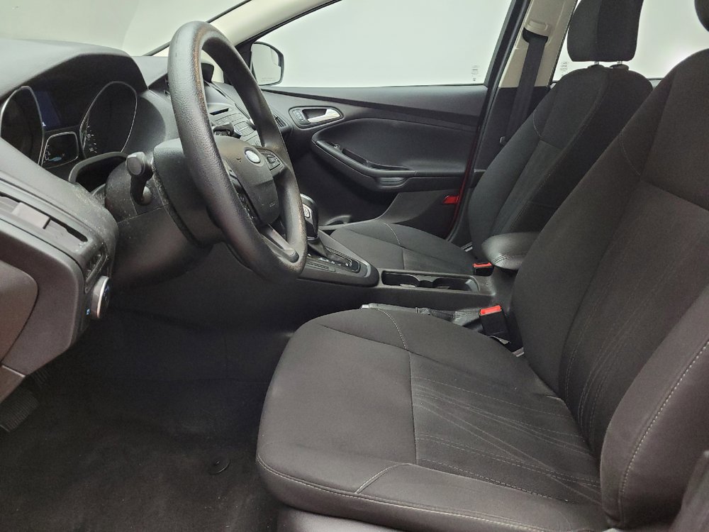 Used 2016 Ford Focus SE FWD image 17