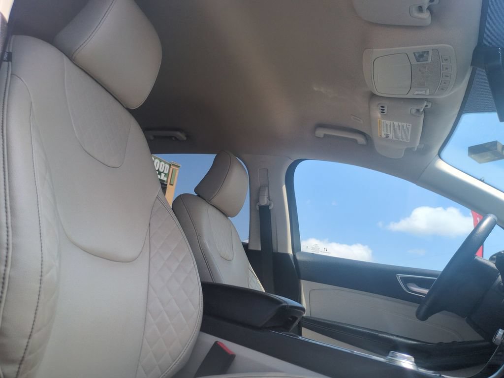 Used 2024 Ford Edge Titanium AWD/4WD image 31