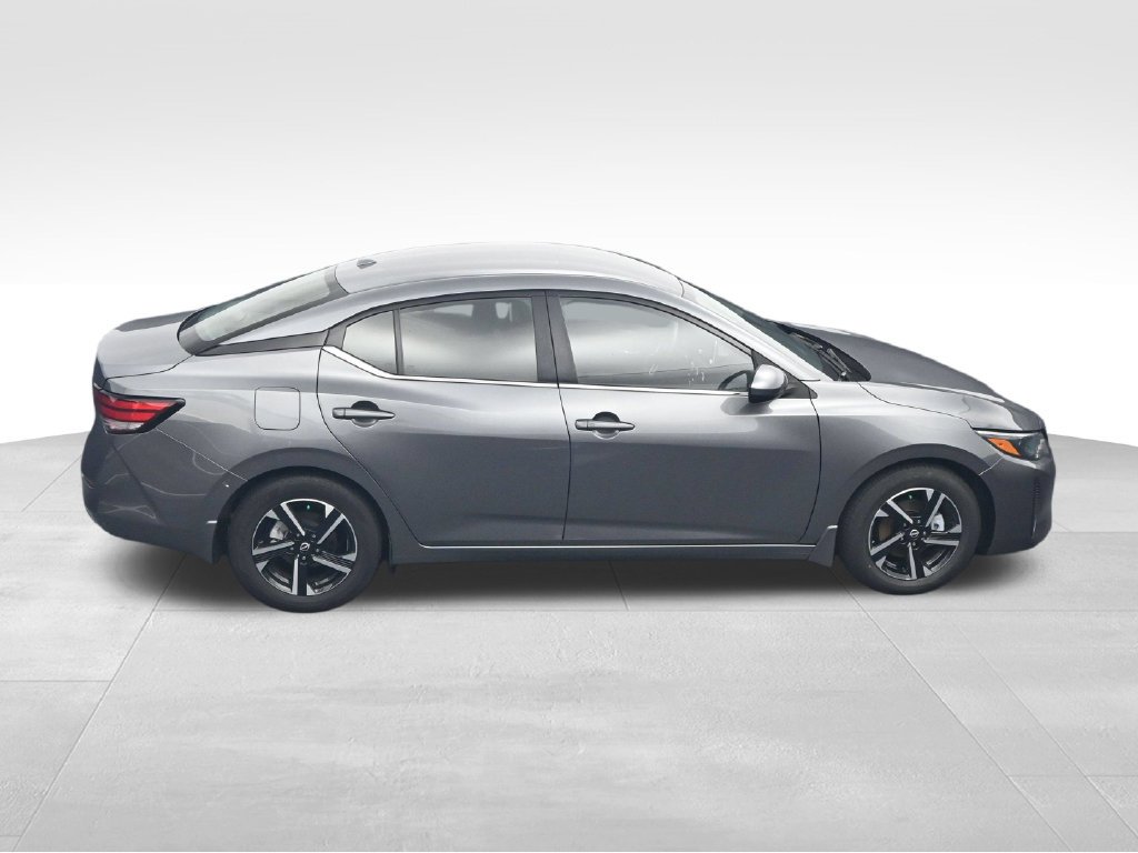 Used 2025 Nissan Sentra SV FWD image 43