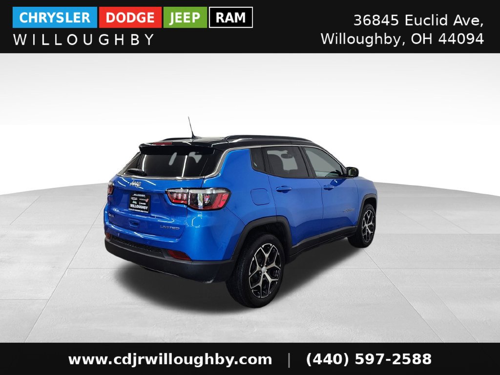 Used 2024 Jeep Compass Limited AWD/4WD image 9
