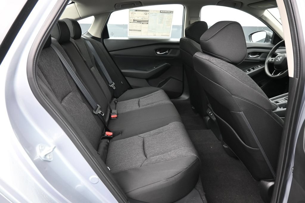 New 2025 Honda Accord SE image 32
