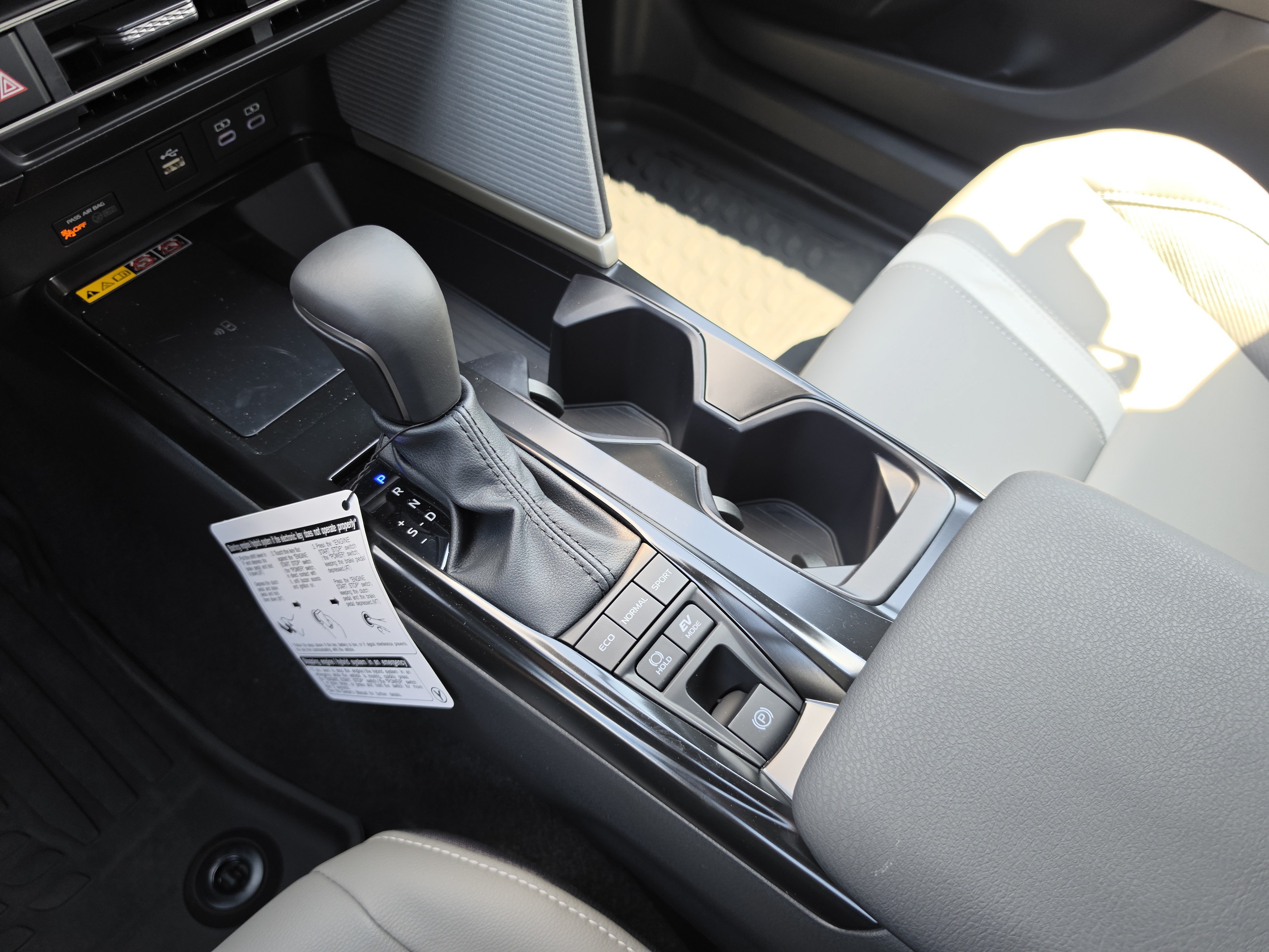 Certified 2026 Toyota Camry SE w/ Convenience Package FWD image 22