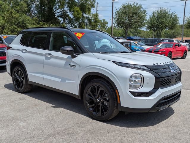 New 2025 Mitsubishi Outlander SEL Black Edition video 2