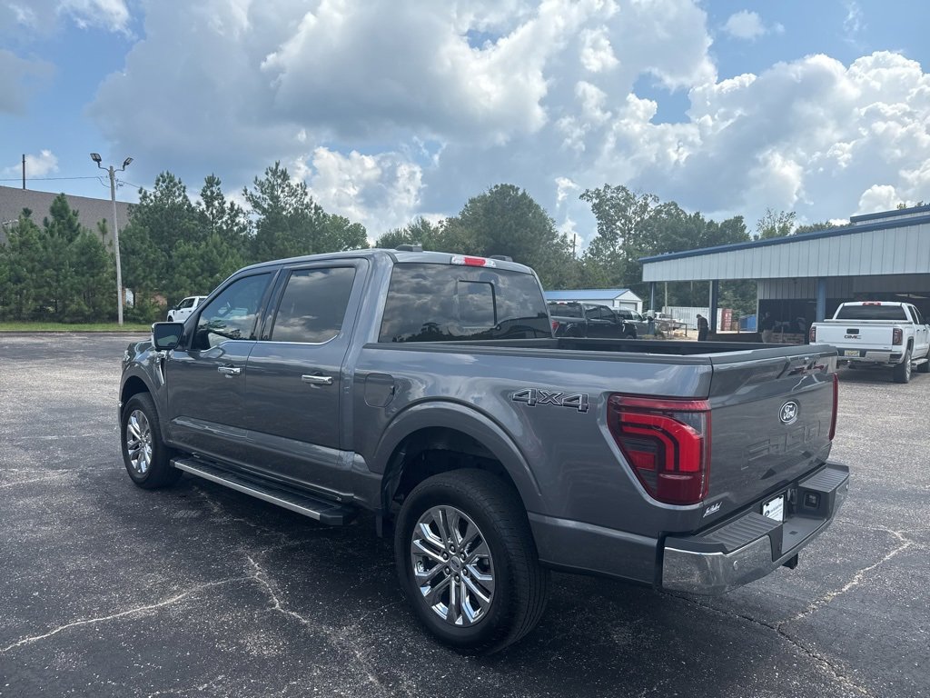 Used 2024 Ford F150 Lariat image 16