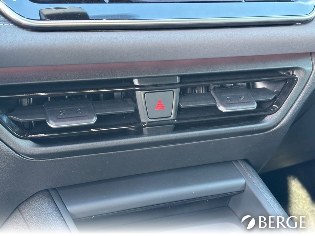 New 2026 Volkswagen Tiguan SE R-Line image 22