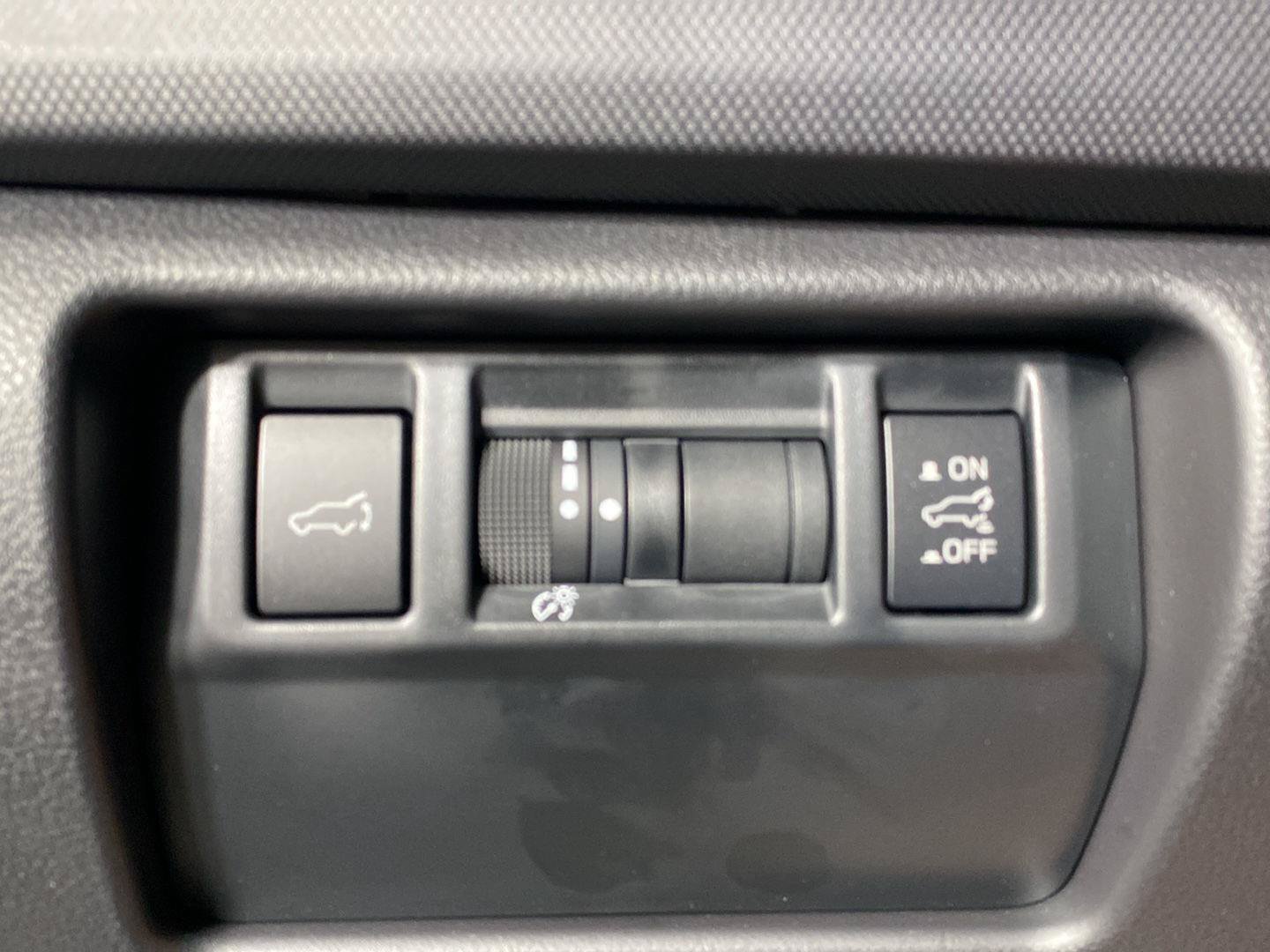 Used 2026 Subaru Forester Premium AWD/4WD image 24
