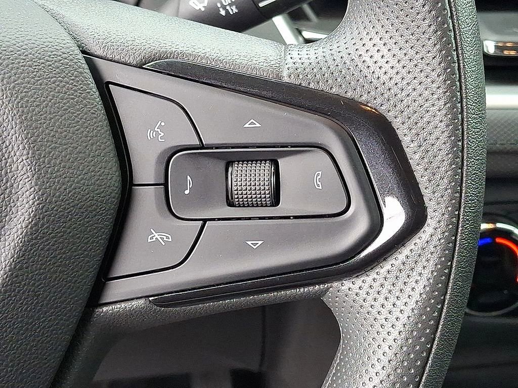Used 2024 Chevrolet TrailBlazer LS w/ LS Convenience Package FWD image 17