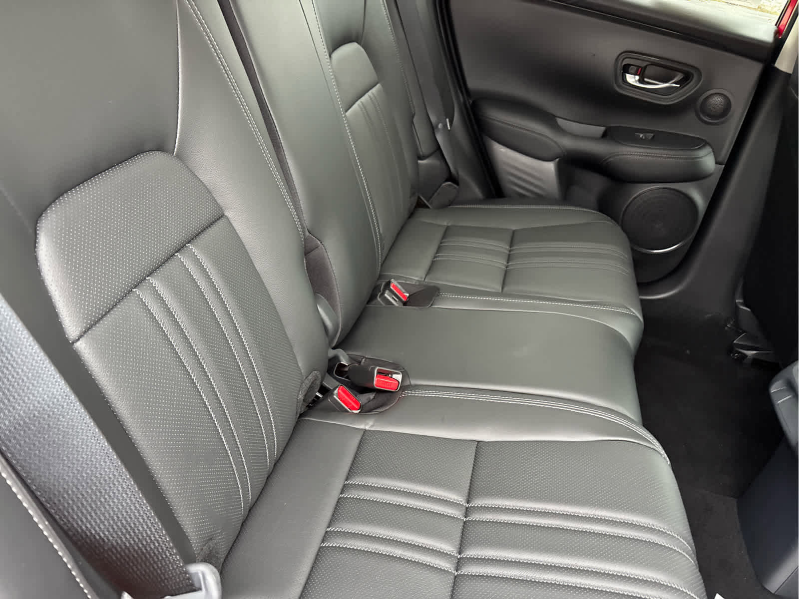 Used 2025 Honda HR-V EX-L image 30