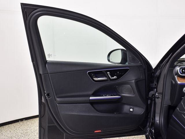 Used 2022 Mercedes-Benz C 300 4MATIC Sedan w/ Exclusive Trim Package image 17