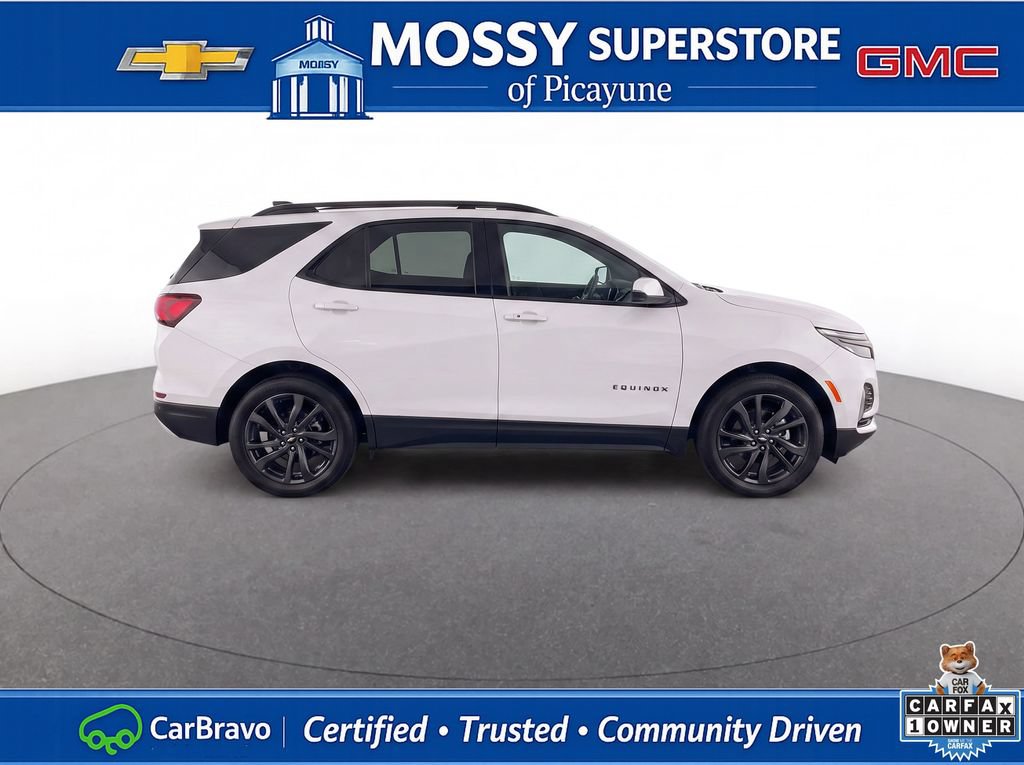 Certified 2022 Chevrolet Equinox RS w/ RS Leather Package FWD image 11