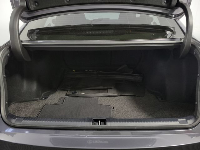 Used 2025 Lexus IS 300 w/ Comfort Package RWD image 28