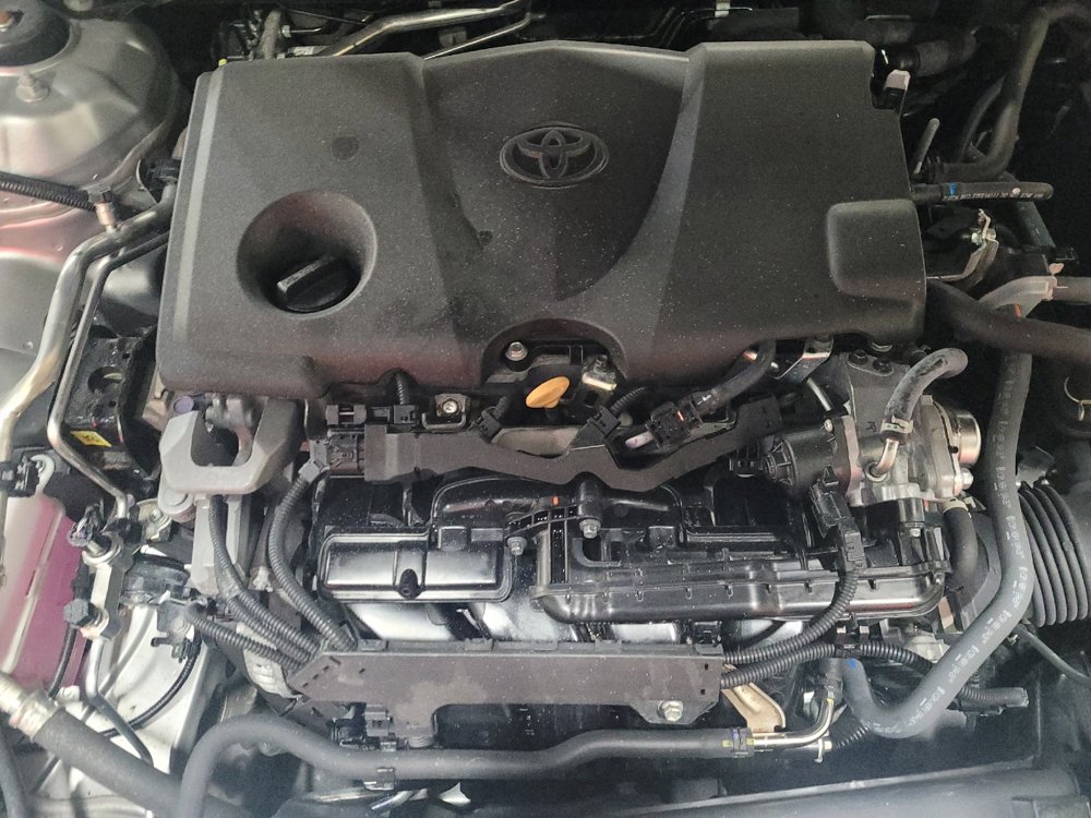 Used 2024 Toyota Camry SE image 30