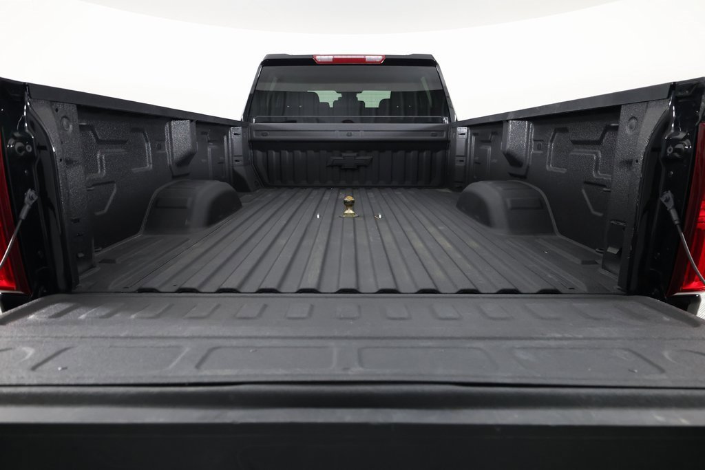 Used 2025 Chevrolet Silverado 3500 LTZ image 7