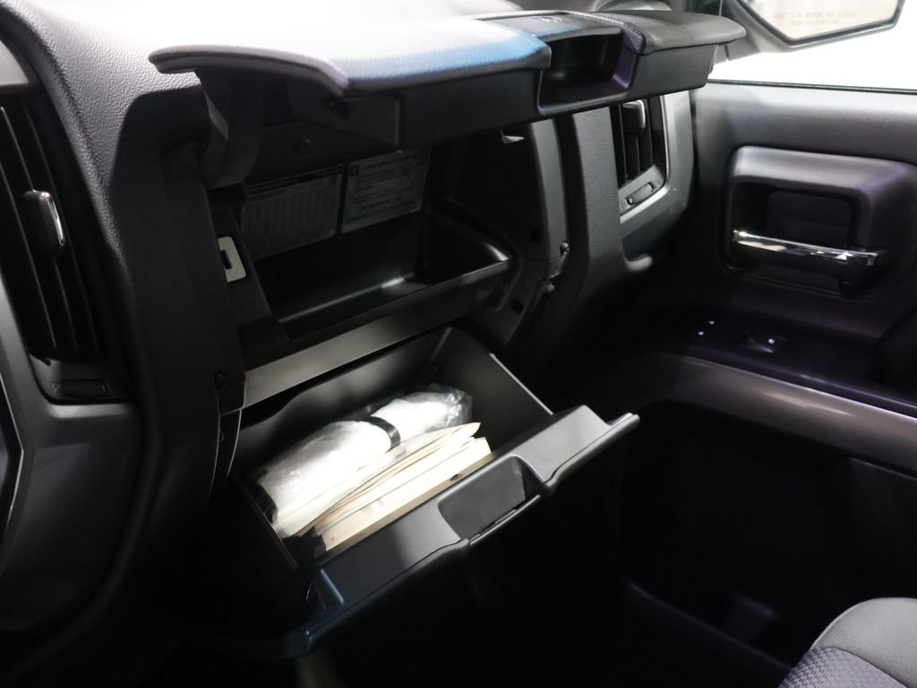 Used 2017 Chevrolet Silverado 1500 LT w/ All Star Edition RWD image 29