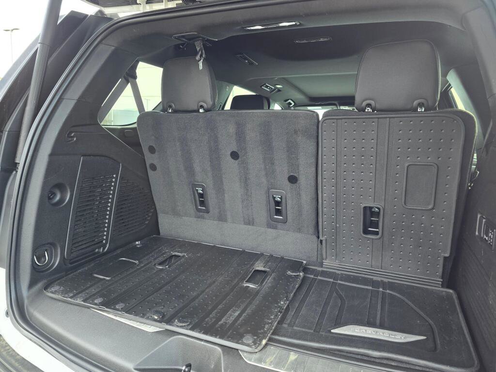 Used 2022 Chevrolet Tahoe High Country AWD/4WD image 25