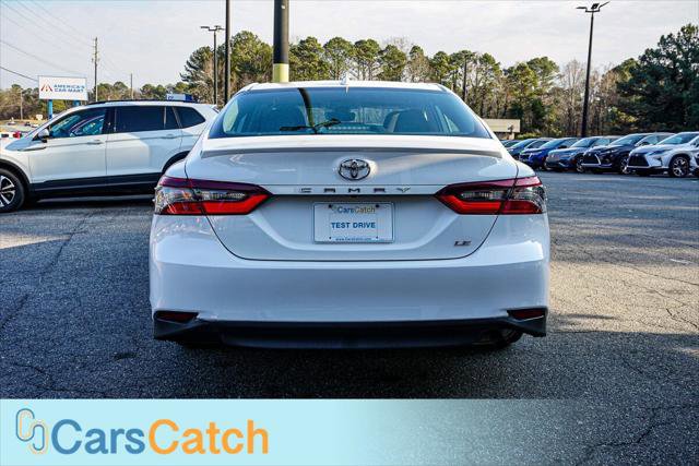 Used 2022 Toyota Camry LE image 14