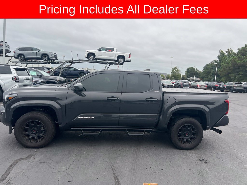Used 2025 Toyota Tacoma SR5 AWD/4WD image 2
