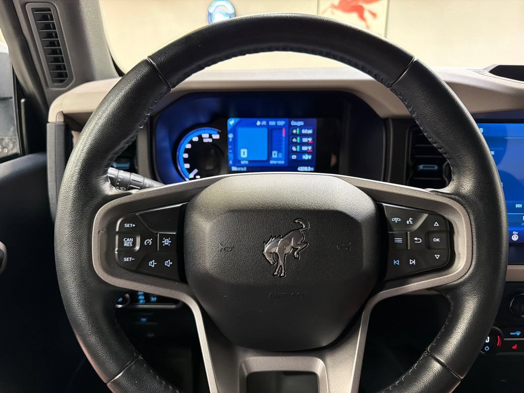 Used 2023 Ford Bronco Wildtrak AWD/4WD image 17