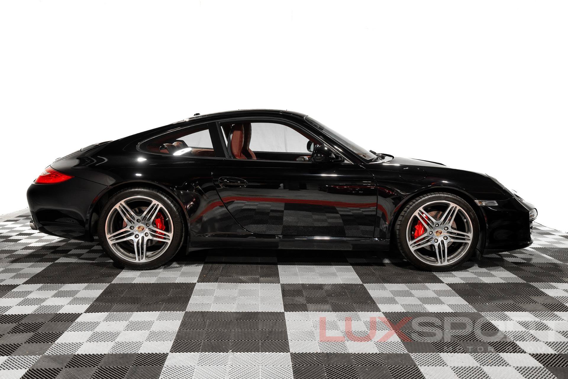 Used 2009 Porsche 911 Carrera S RWD image 8