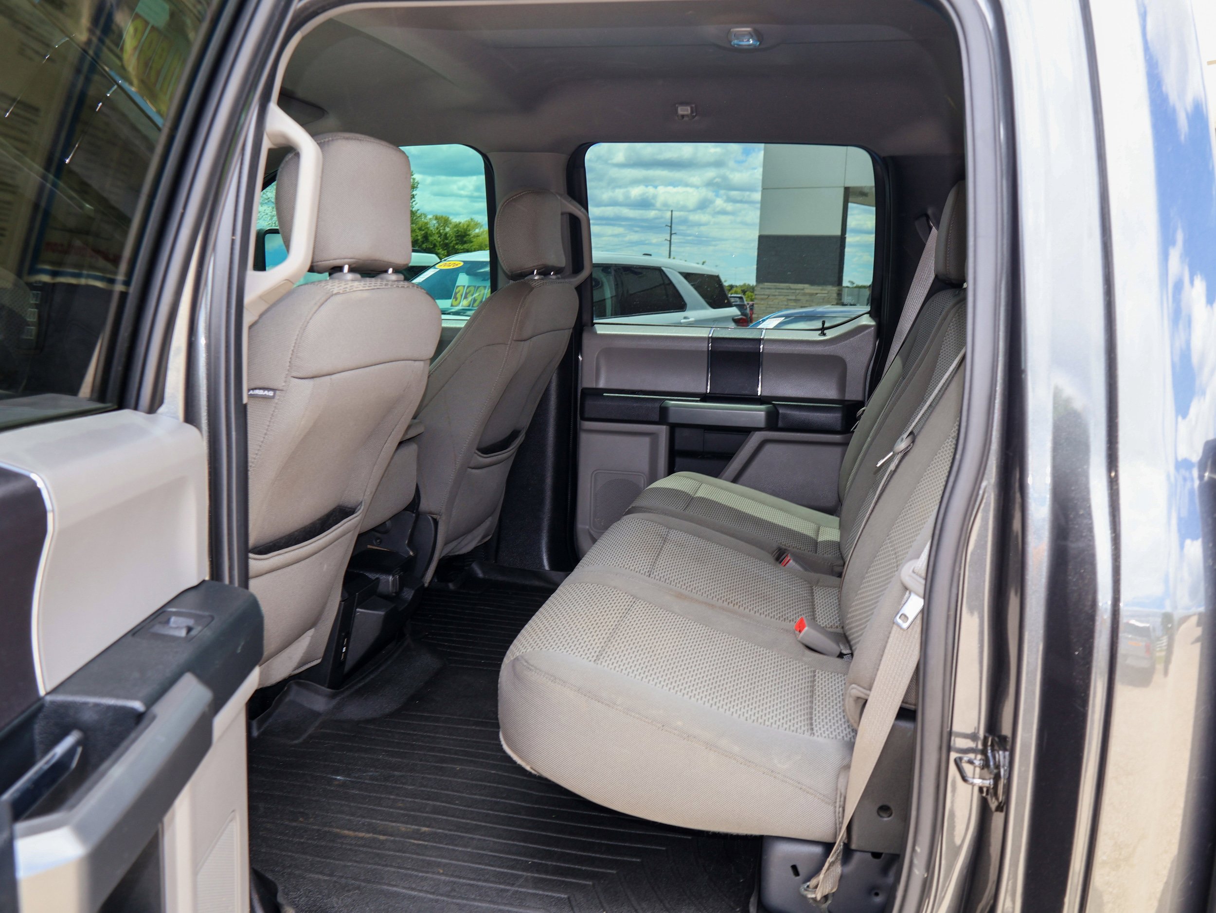 Used 2018 Ford F150 XLT AWD/4WD image 15