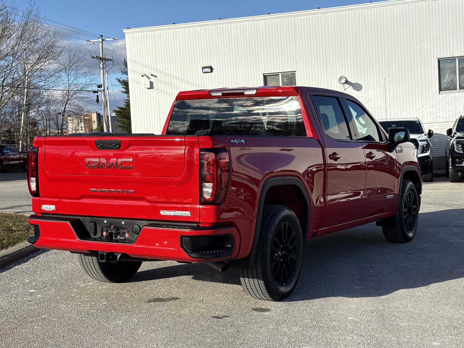 Used 2022 GMC Sierra 1500 Elevation image 8
