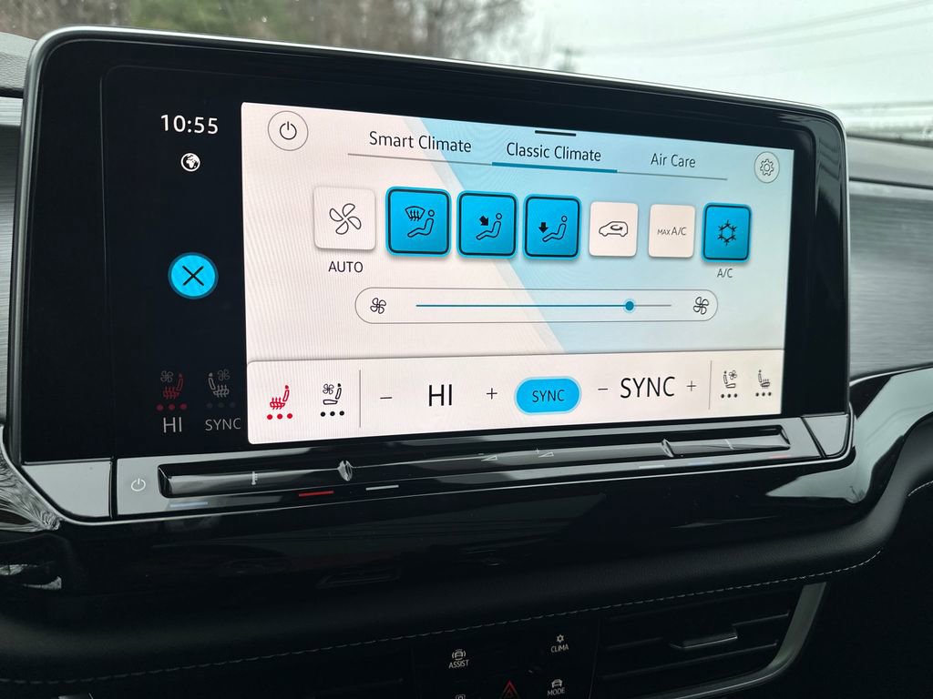 New 2026 Volkswagen Atlas Cross Sport SE image 11