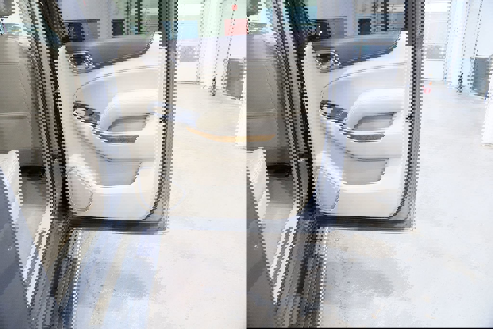 Used 2019 GMC Yukon XL Denali w/ Denali Ultimate Package image 28