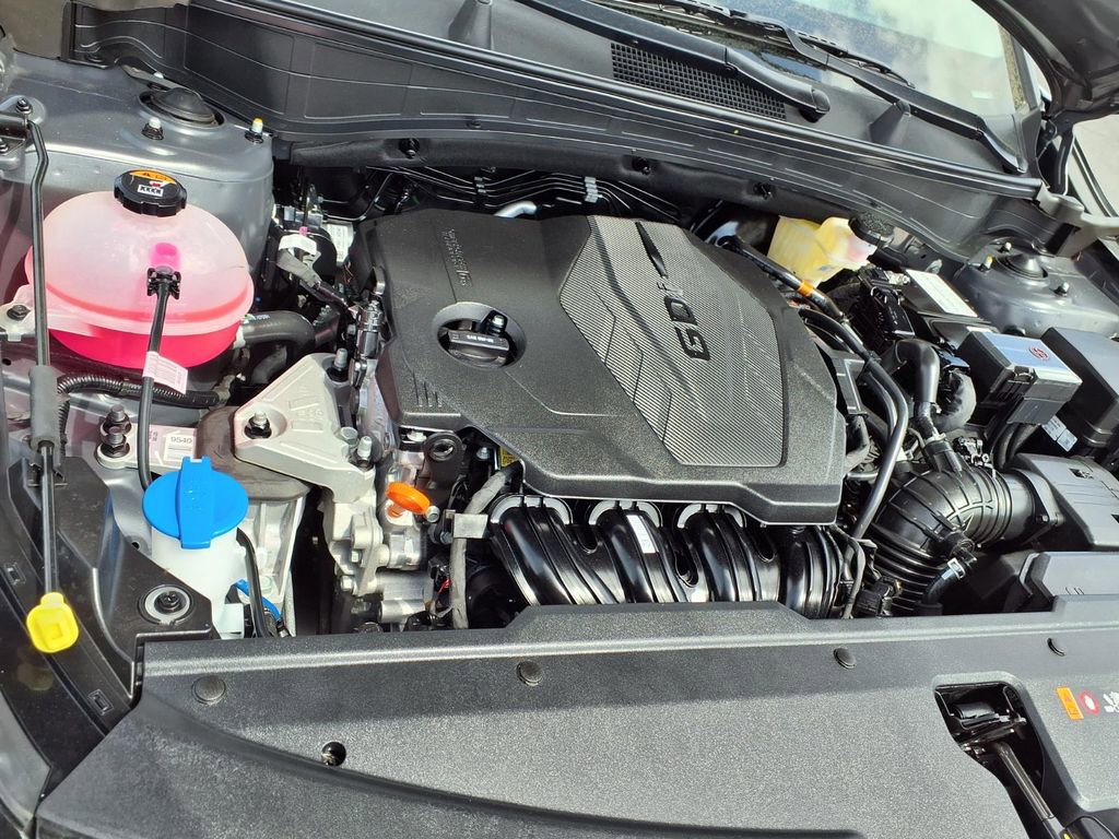 Used 2025 Kia Sportage SX image 39