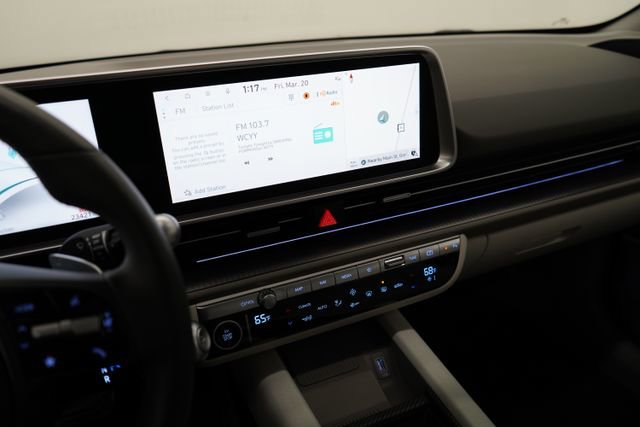 Used 2024 Hyundai Ioniq 6 Limited image 28
