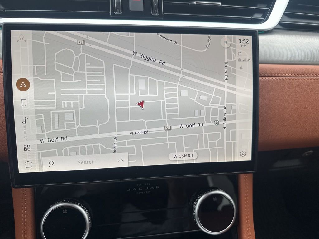 Used 2026 Jaguar F-PACE R-Dynamic S image 23