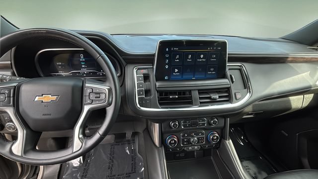 Used 2023 Chevrolet Suburban LT RWD image 11