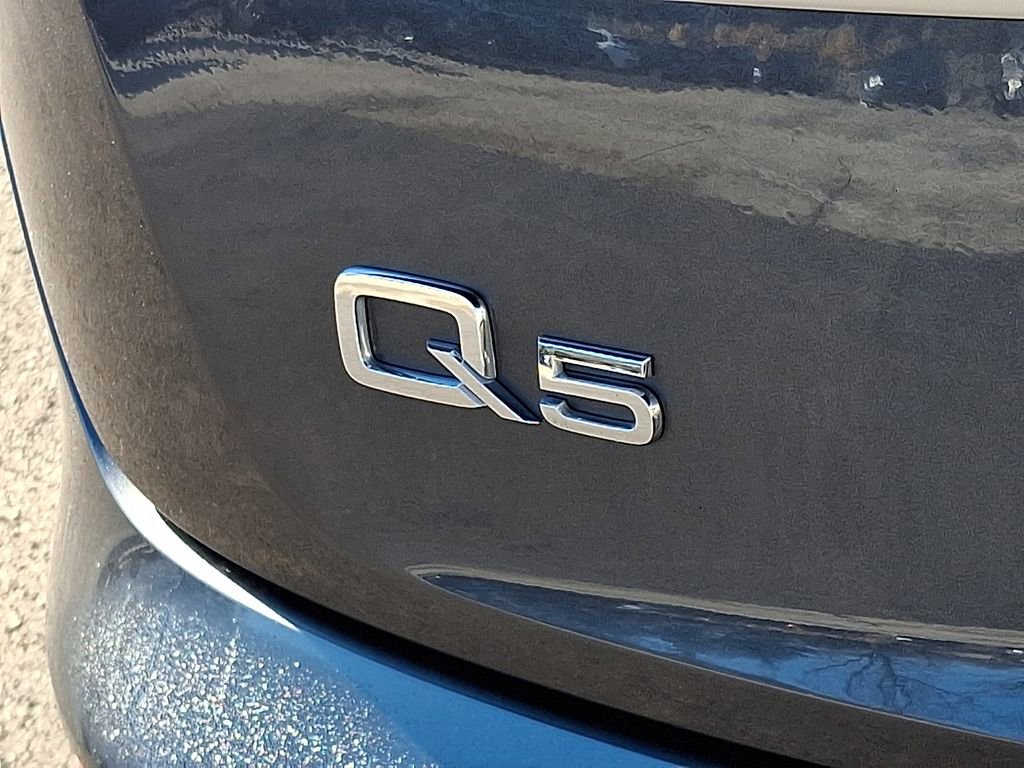 Used 2023 Audi Q5 2.0T Premium w/ Convenience Package image 30