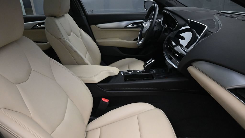 Certified 2023 Cadillac CT5 Luxury w/ Sun And Sound Package RWD image 4