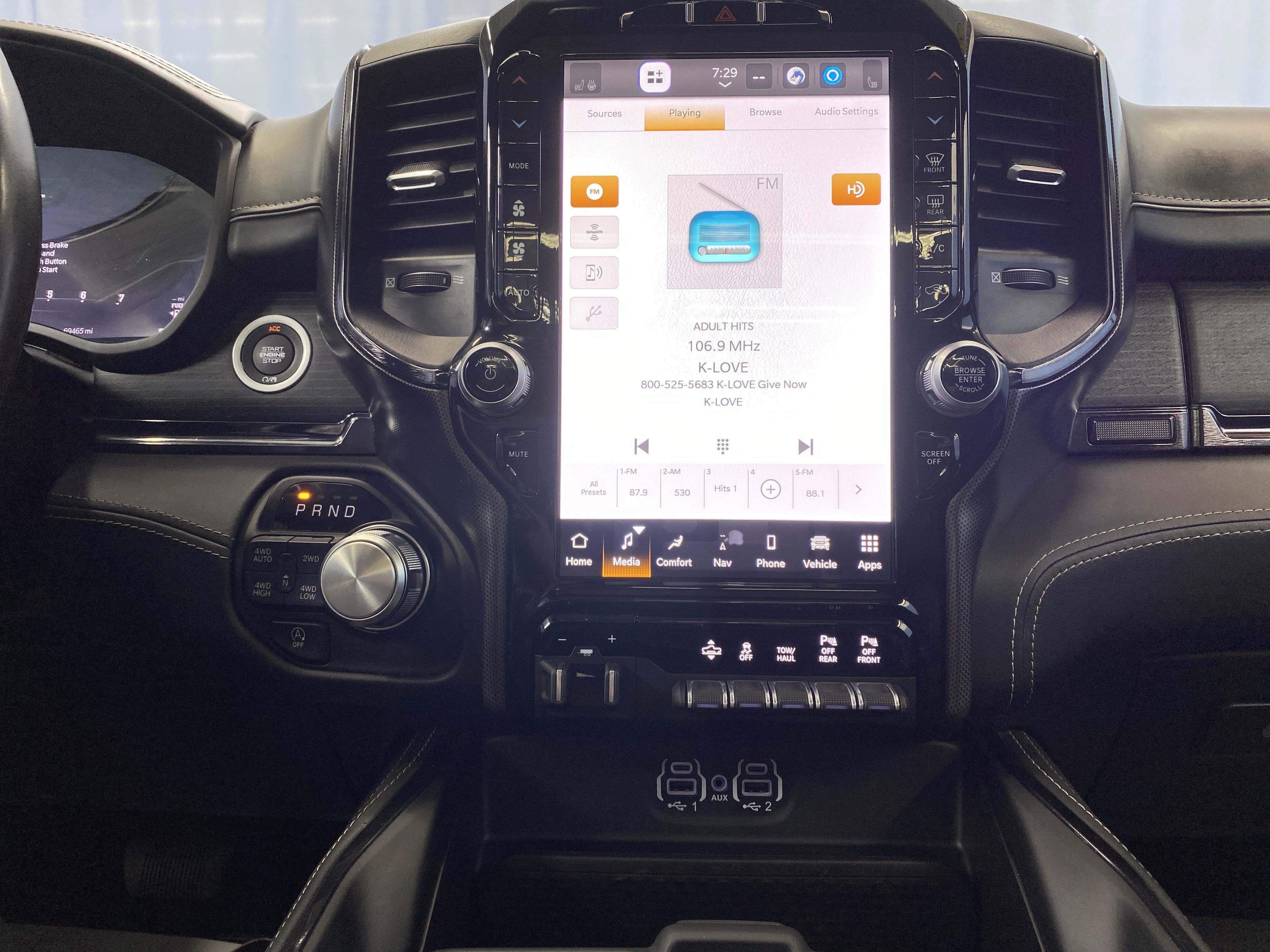 Certified 2023 RAM 1500 Limited w/ Body Color Bumper Group image 16