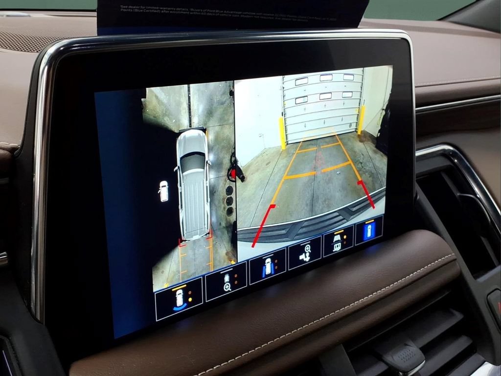 Used 2022 Chevrolet Suburban High Country w/ LPO, Illumination Package AWD/4WD image 8