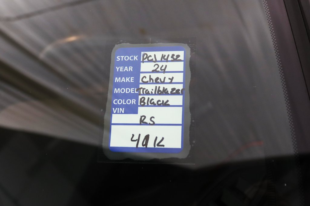Used 2024 Chevrolet TrailBlazer RS w/ Convenience Package FWD image 35