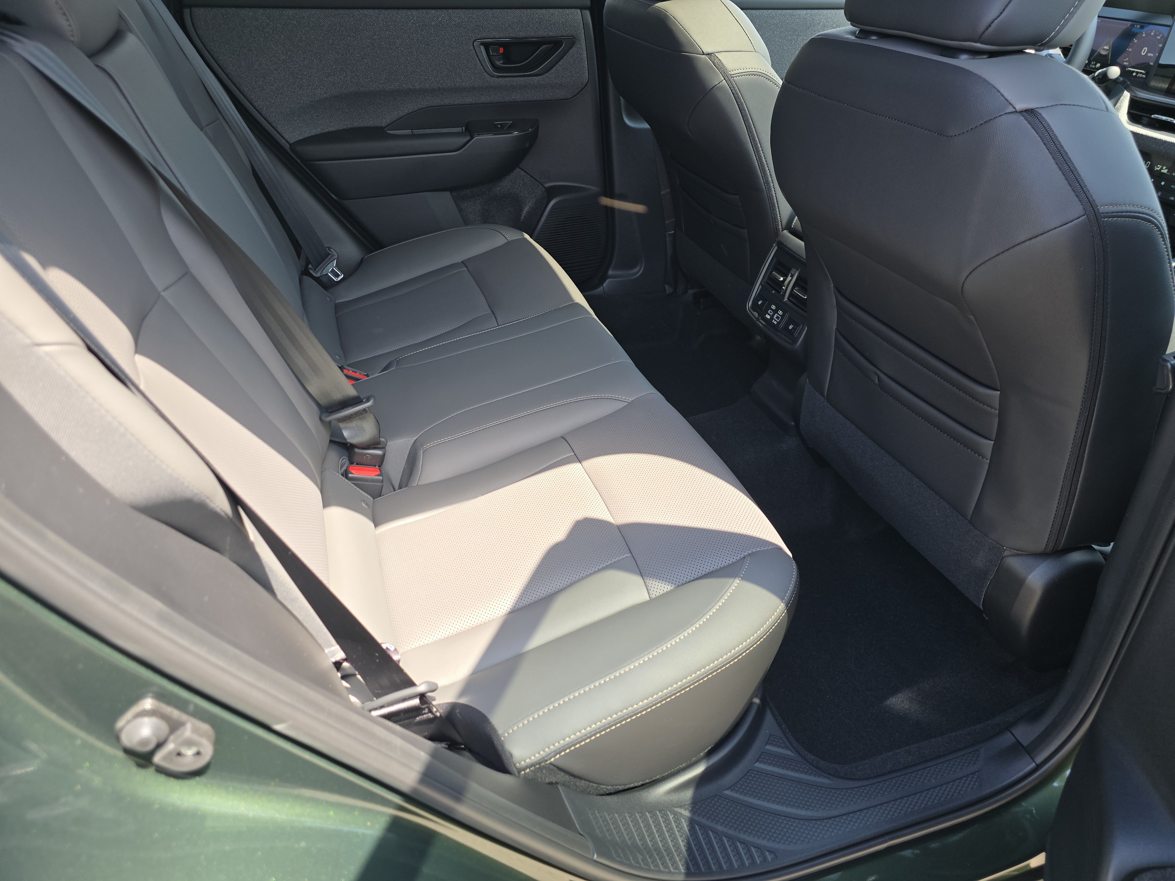 New 2026 Subaru Outback Limited AWD/4WD image 17