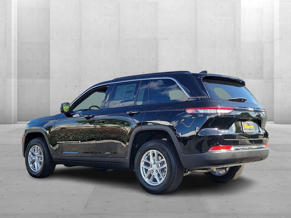 New 2025 Jeep Grand Cherokee Laredo X image 2