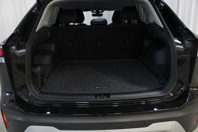 Used 2025 Volkswagen Tiguan SE FWD image 28