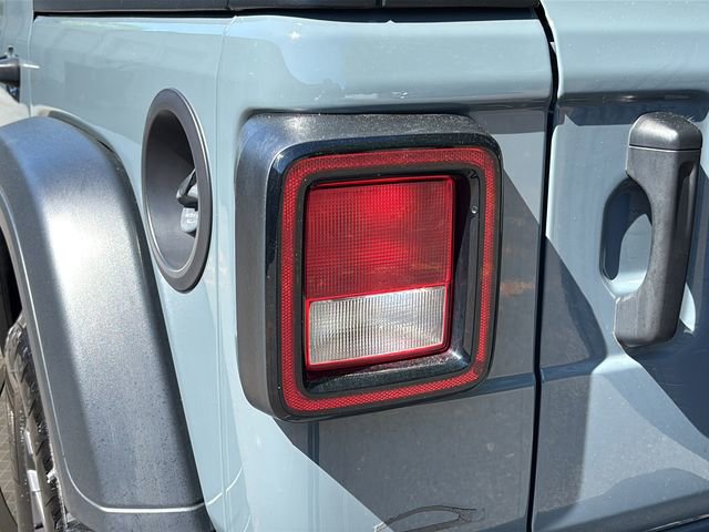 Used 2024 Jeep Wrangler Sport S image 25