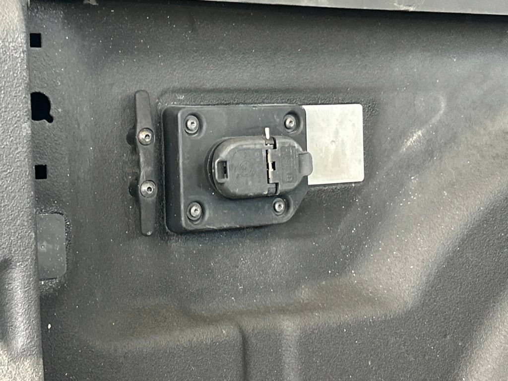 Used 2024 RAM 3500 Big Horn AWD/4WD image 37