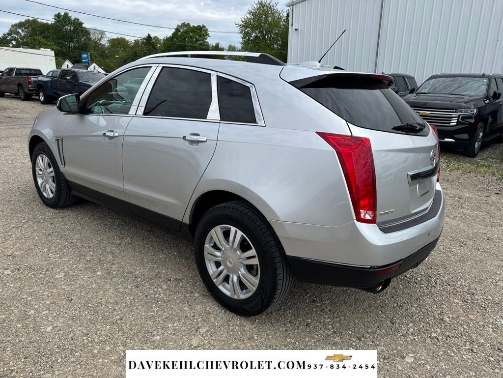 Used 2016 Cadillac SRX Luxury FWD image 4