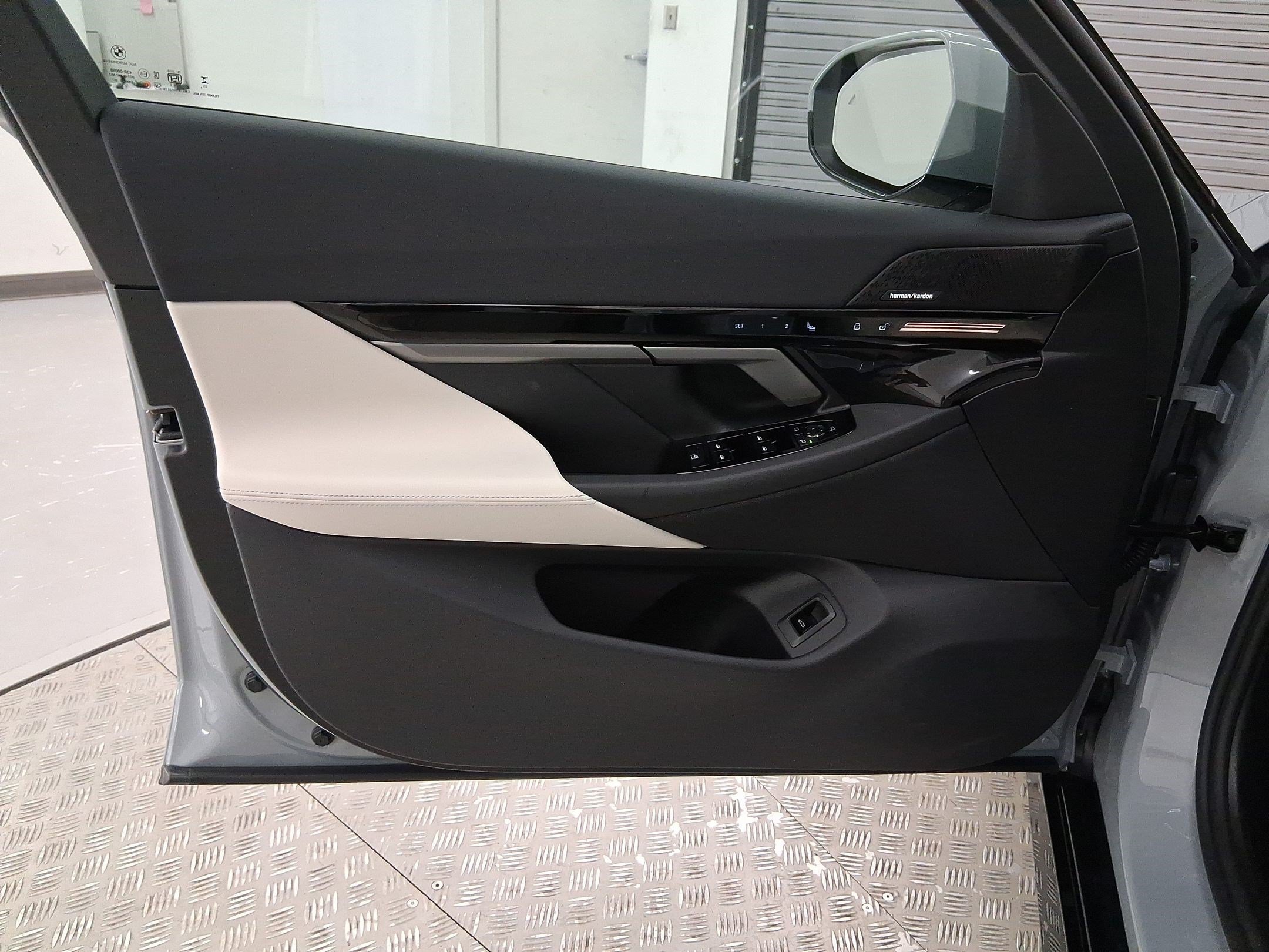New 2026 BMW 530i w/ M Sport Package RWD image 26