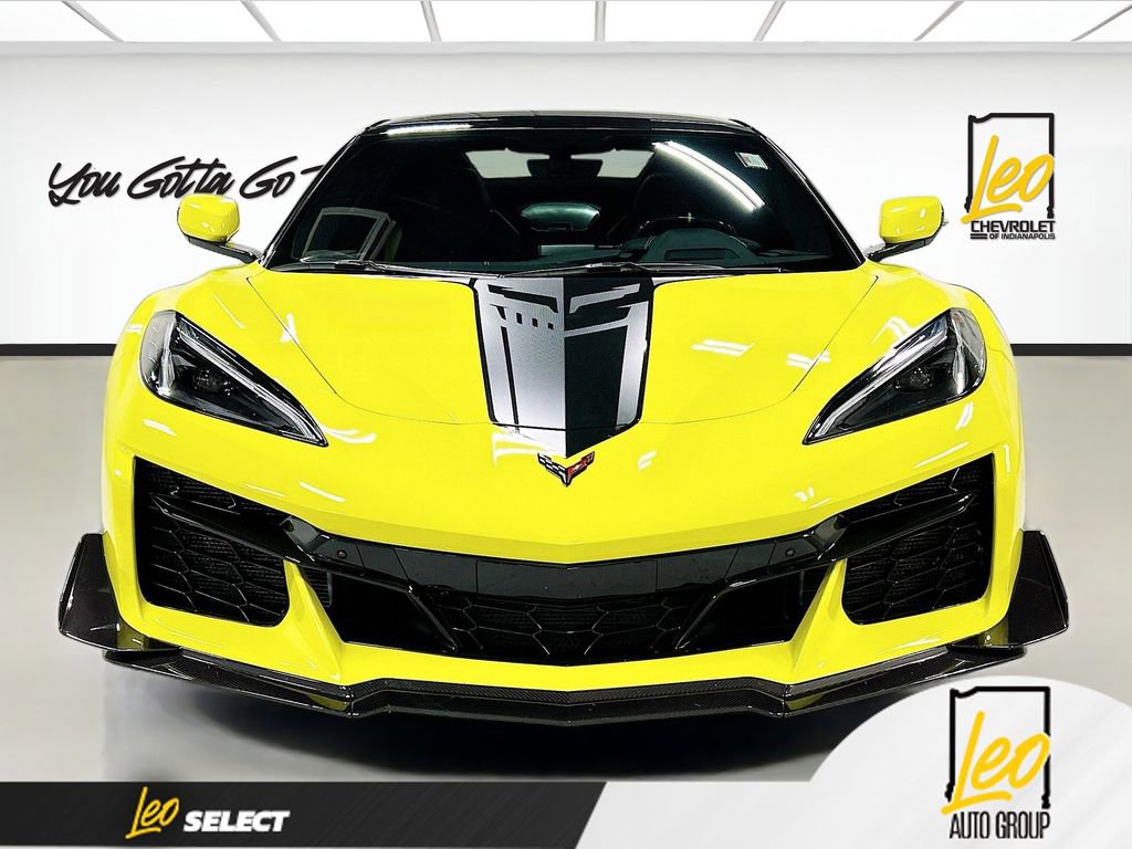 Used 2023 Chevrolet Corvette Z06 w/ Z07 Performance Package image 2