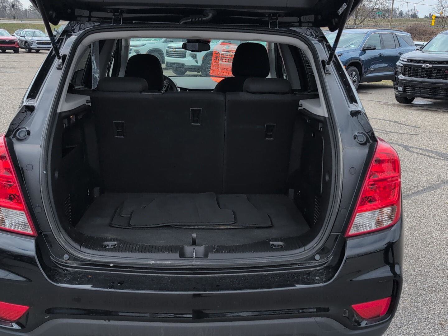 Used 2019 Chevrolet Trax LS w/ Tint and Cruise Package image 7