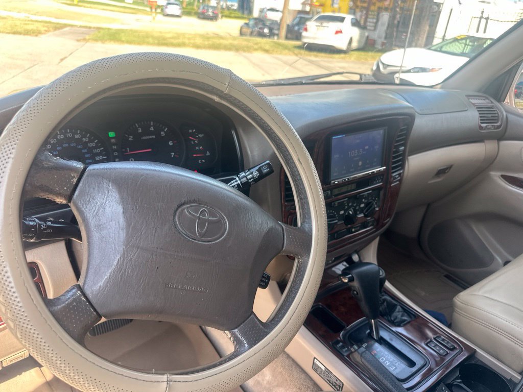 Used 2000 Toyota Land Cruiser AWD/4WD image 19