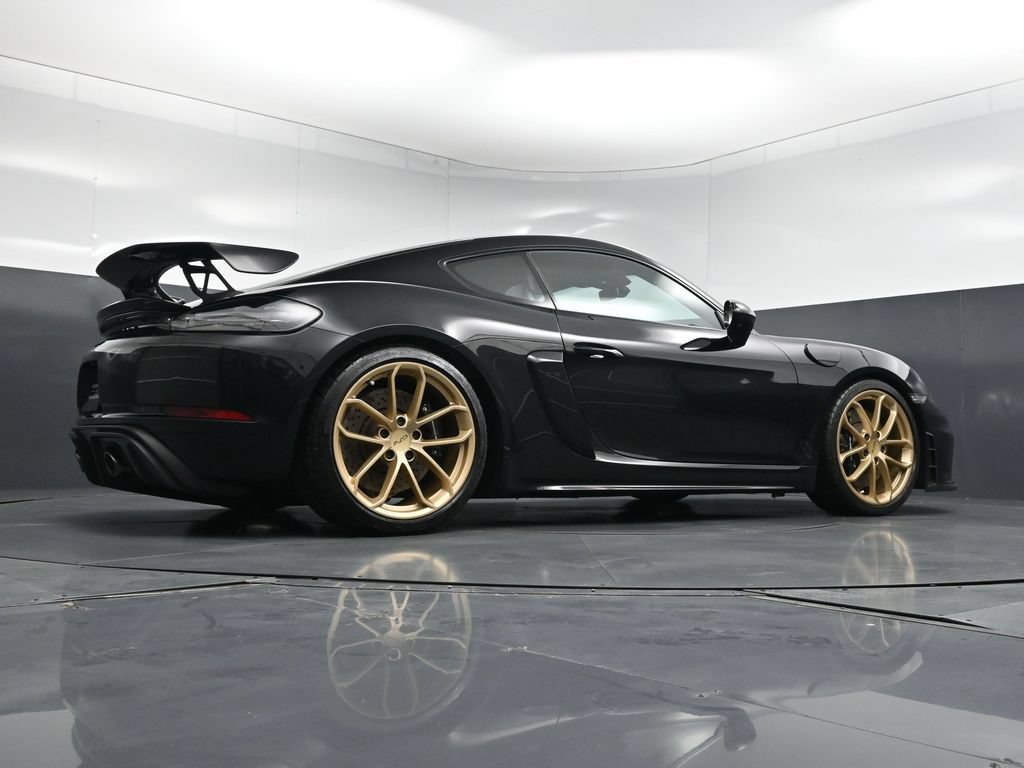 Used 2022 Porsche 718 Cayman GT4 RWD image 26
